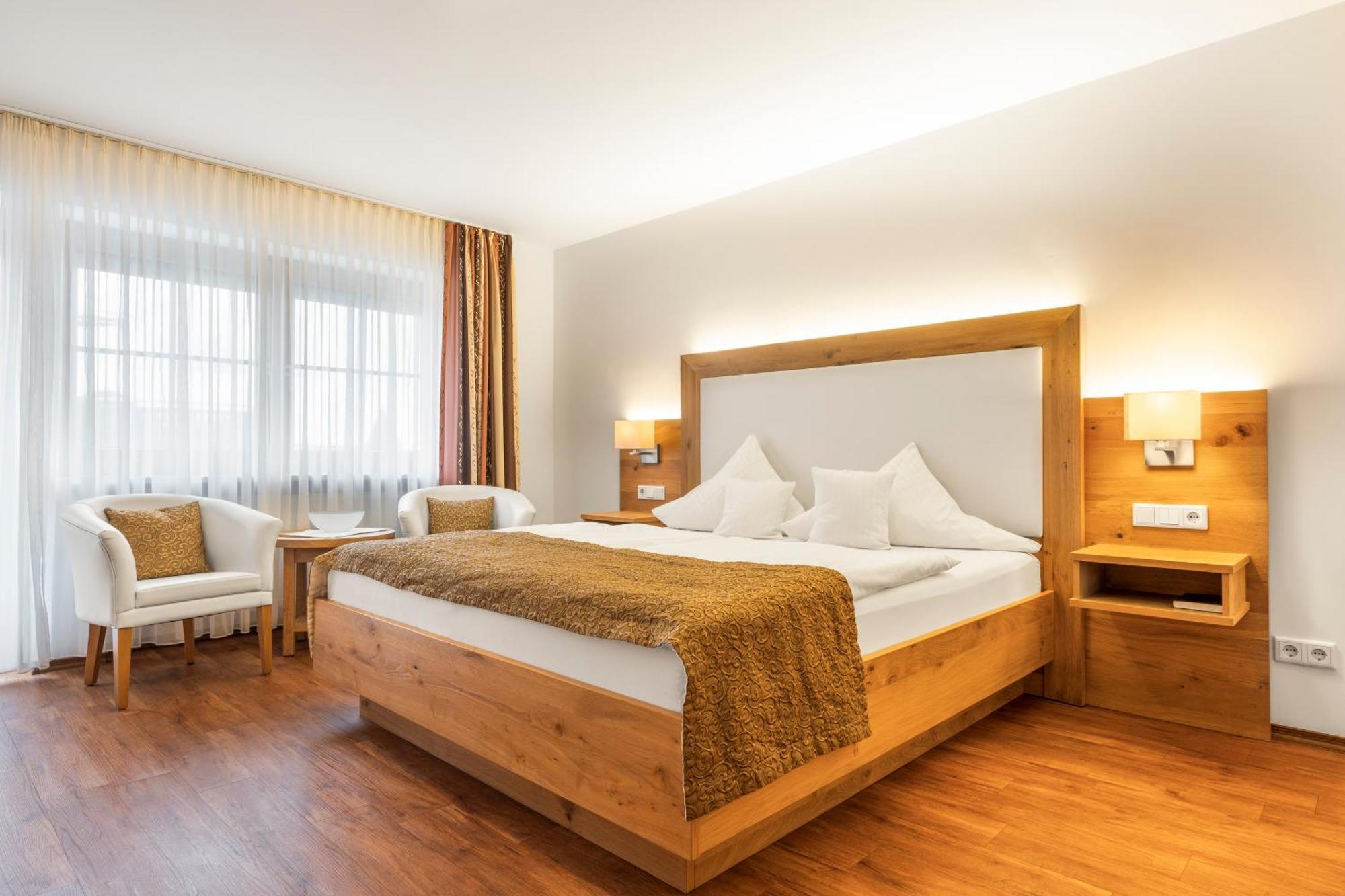 Wander Und Aktiv Hotel Roesslwirt 拉米 外观 照片