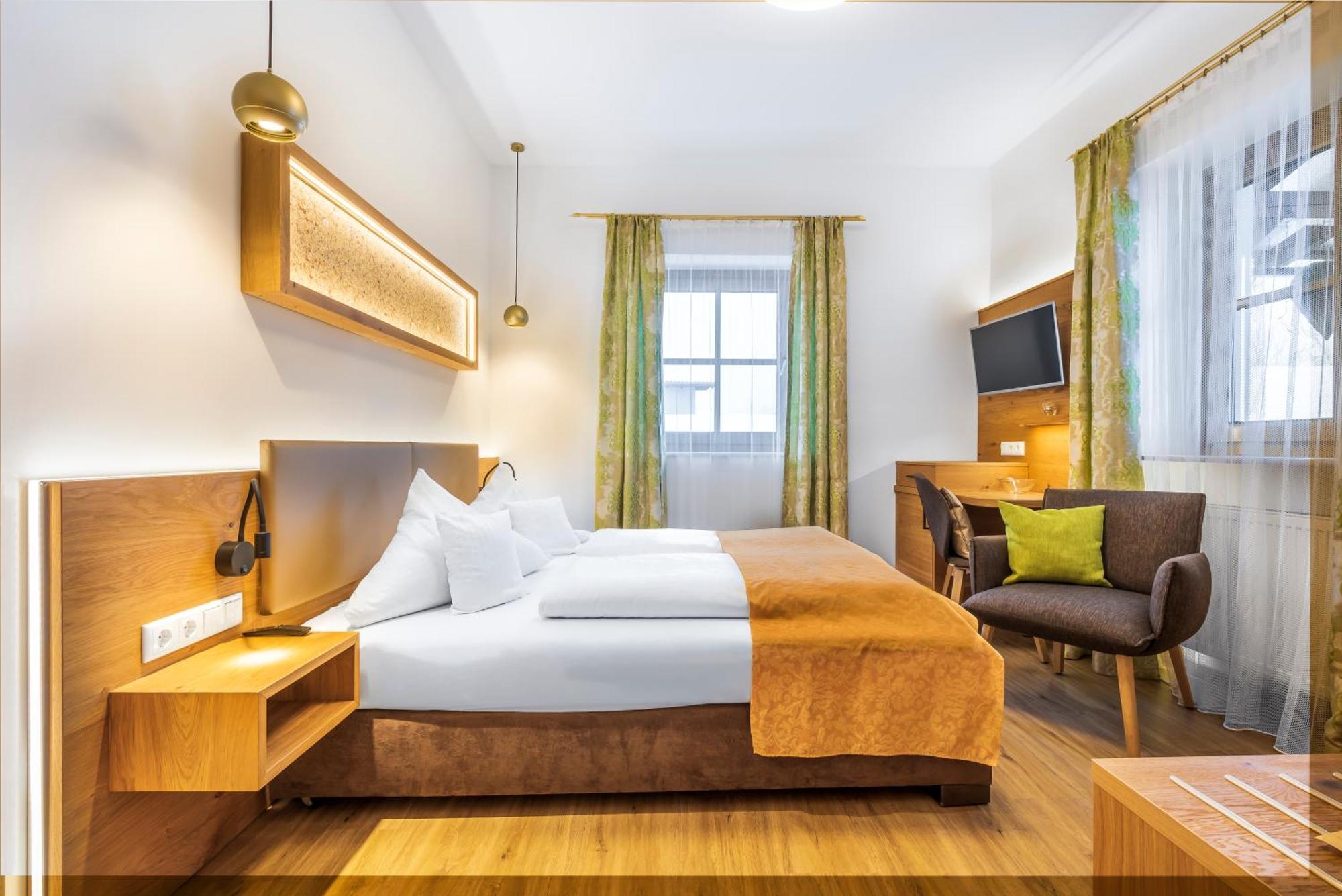 Wander Und Aktiv Hotel Roesslwirt 拉米 外观 照片